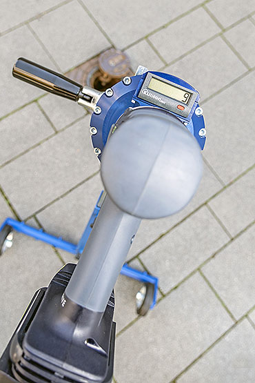 Battery-operated gate valve wrench GMS 650 by wero